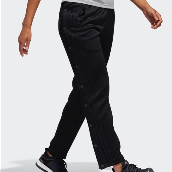 SOLD - ADIDAS women’s tricot track pants. - Picture 4 of 8